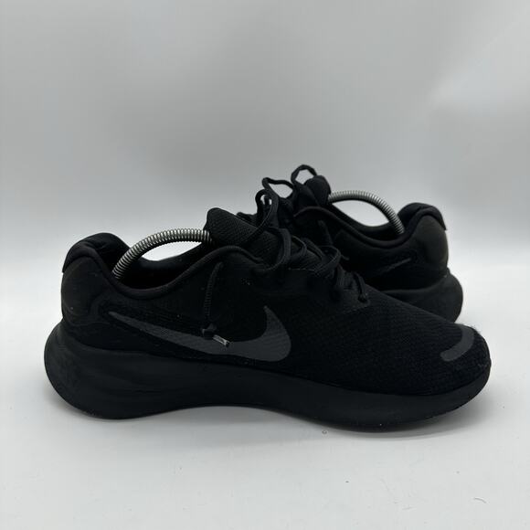 Mens Size 10.5 Nike Revolution 7 Black Running Athletic Sneakers Shoes FB8501001 - Picture 6 of 10